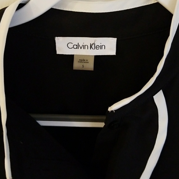 Calvin Klein Ruffled Blouse (S) - Picture 3 of 3